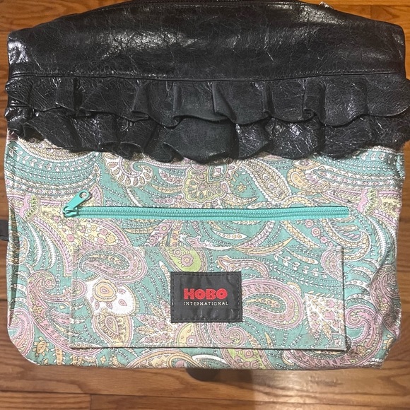 HOBO International Ruffle Envelope Black Leather Clutch Purse Good Condition - Picture 6 of 11